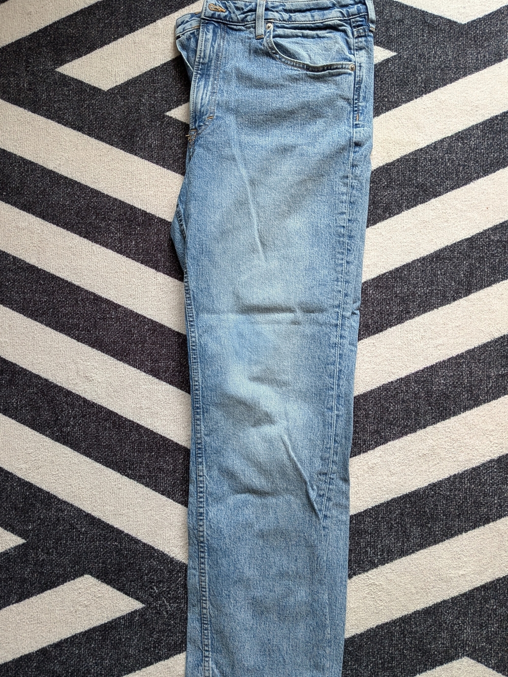 H&M &Denim 90s Light Wash Straight Leg Jeans - Size 14